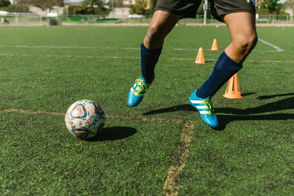 Pear can make anything from baseball socks to calf socks for young legs. We have a huge selection of different designs that are perfect for your team.